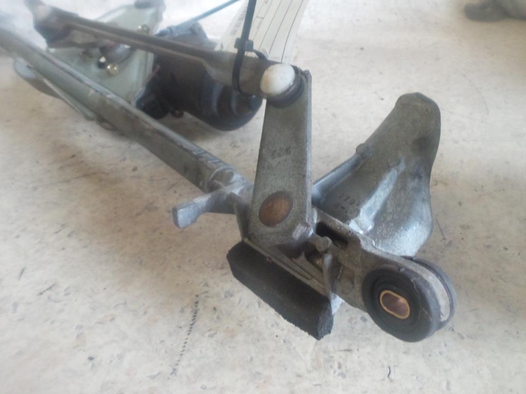 View Auto part Wiper Linkage Toyota Rav4 2002