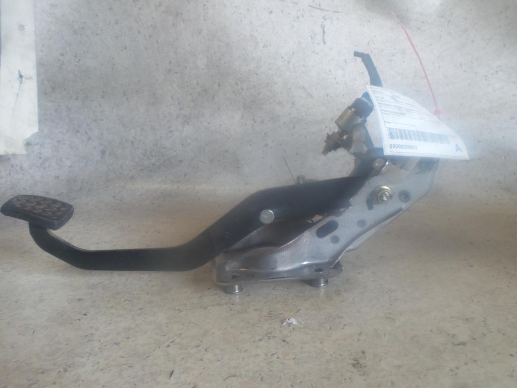 View Auto part Pedal Assembly Toyota Rav4 2002