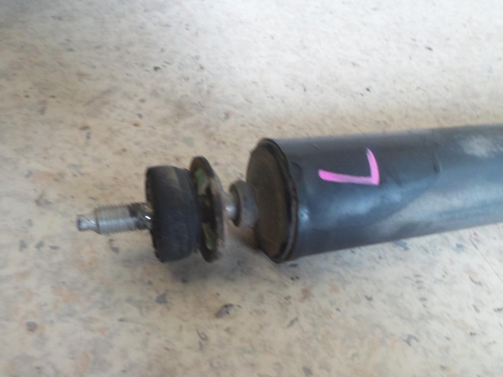 2002 Toyota Rav4 Left Rear Strut View Auto part Left Rear Strut Toyota Rav4 2002
