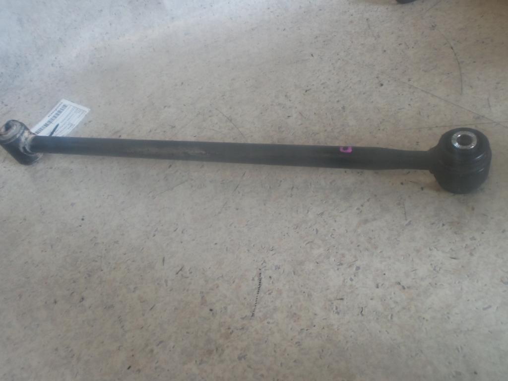 View Auto part Right Rear Trailing Arm Toyota Rav4 2002