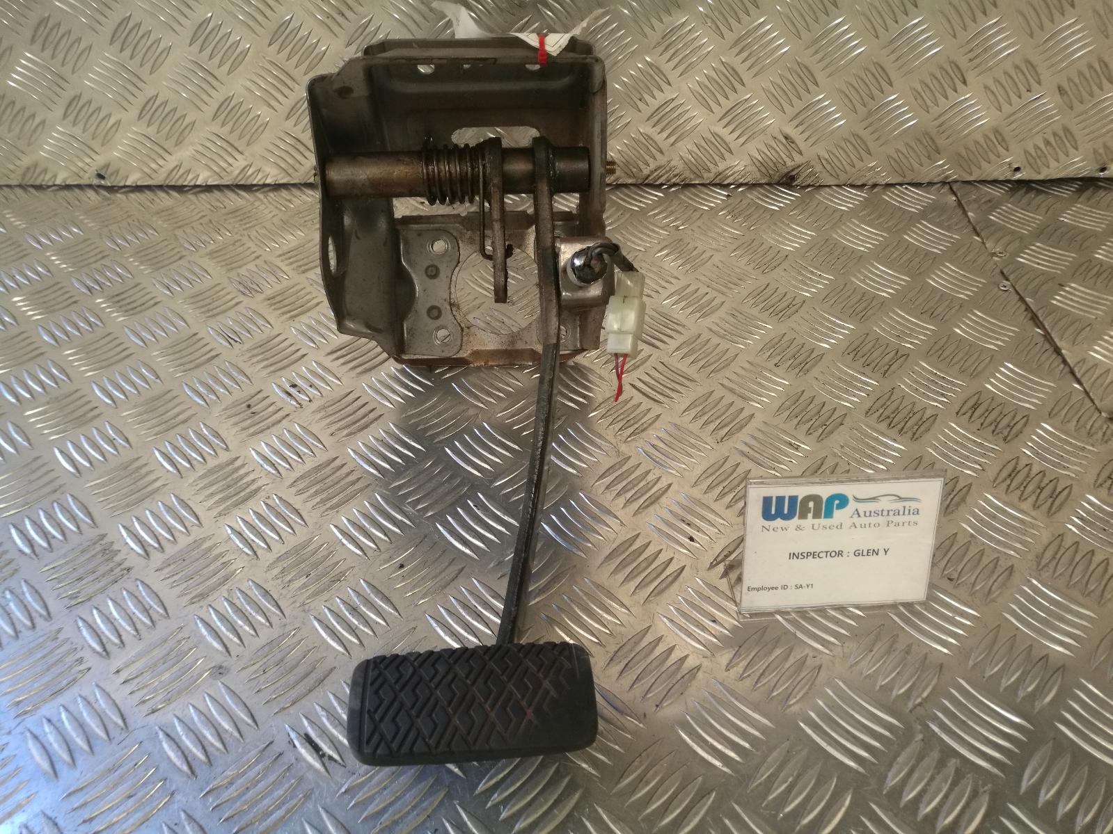 1994 Daihatsu Charade Pedal Assembly View Auto part Pedal Assembly Daihatsu Charade 1994