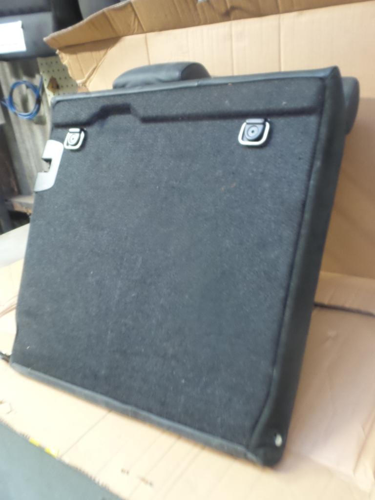 2006 Bmw 1 Series 2nd Seat (Rear Seat) View Auto part 2nd Seat (Rear Seat) Bmw 1 Series 2006