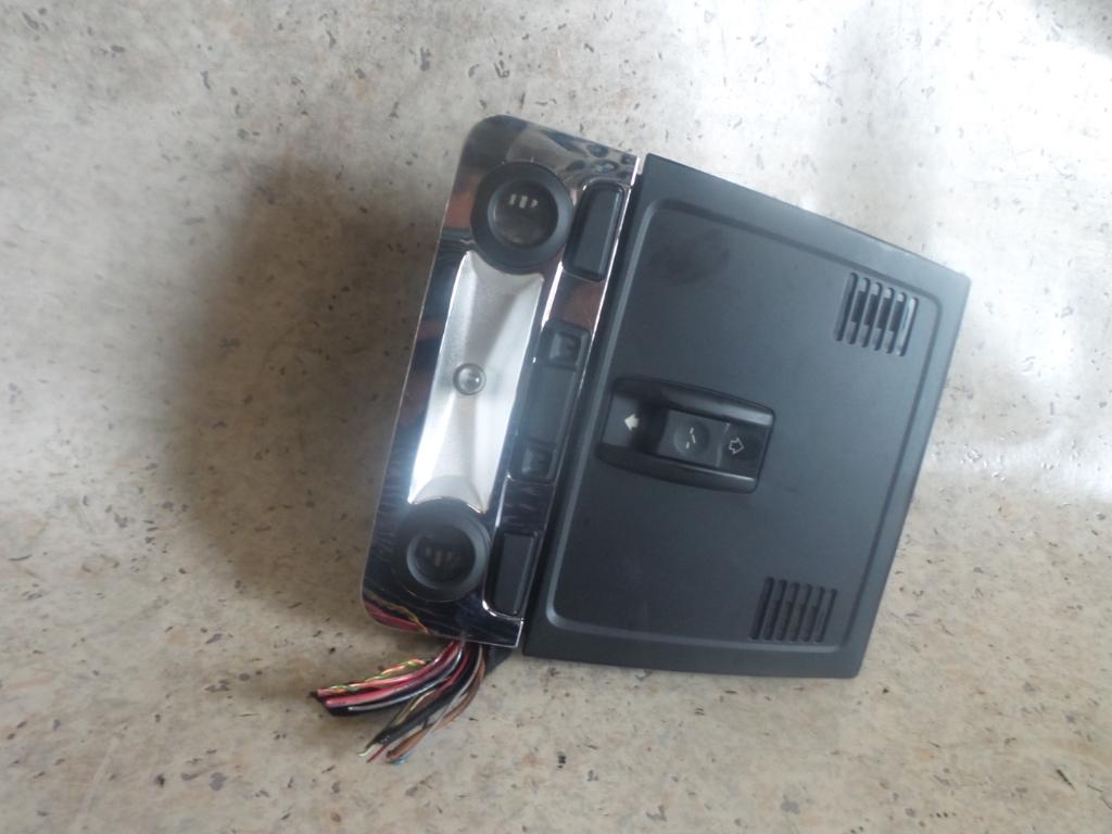 2006 Bmw 1 Series Courtesy Light View Auto part Courtesy Light Bmw 1 Series 2006