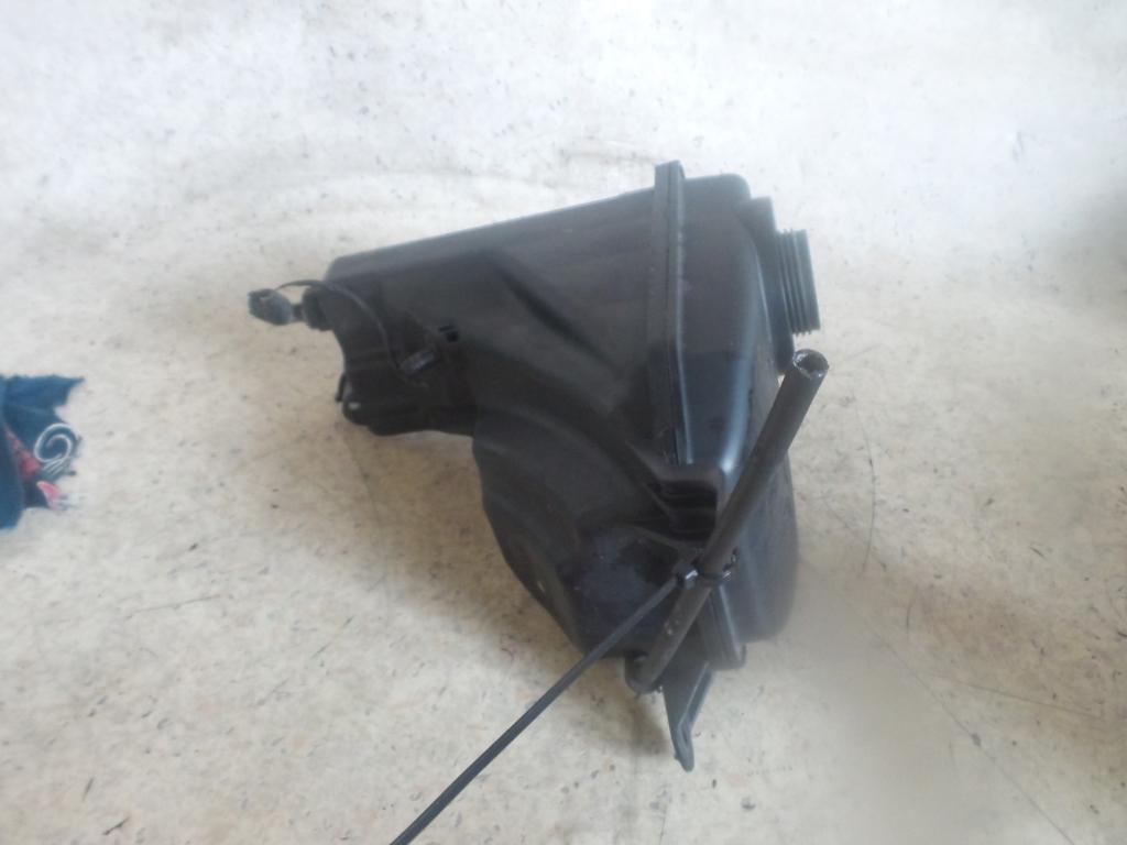 View Auto part Overflow Bottle Bmw 1 Series 2006