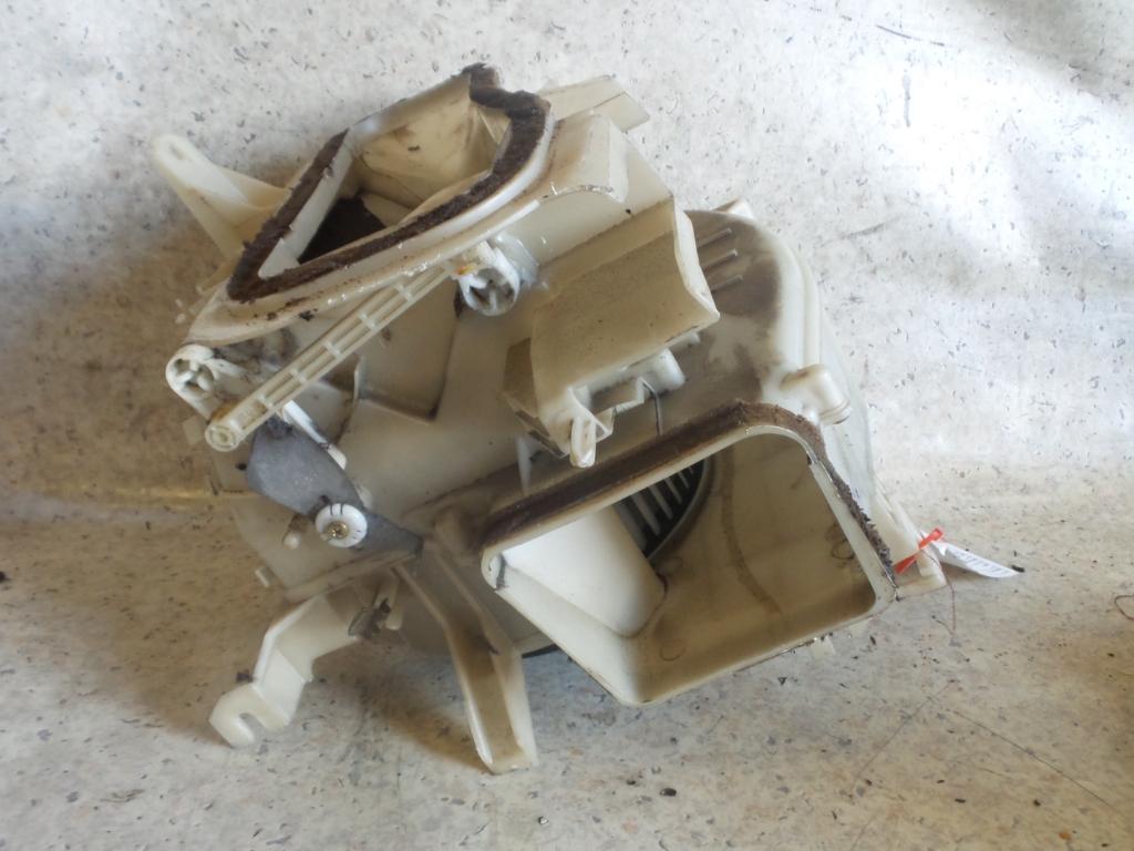 View Auto part Heater Fan Motor Toyota Camry 1998