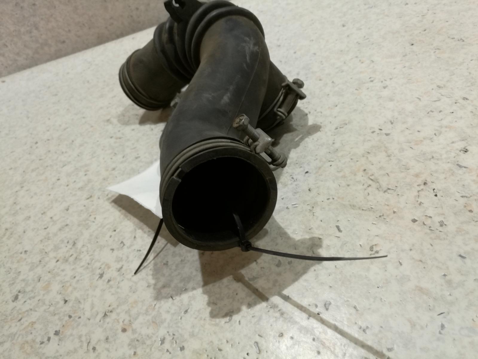 View Auto part Air Cleaner Duct/Hos Toyota Camry 1998