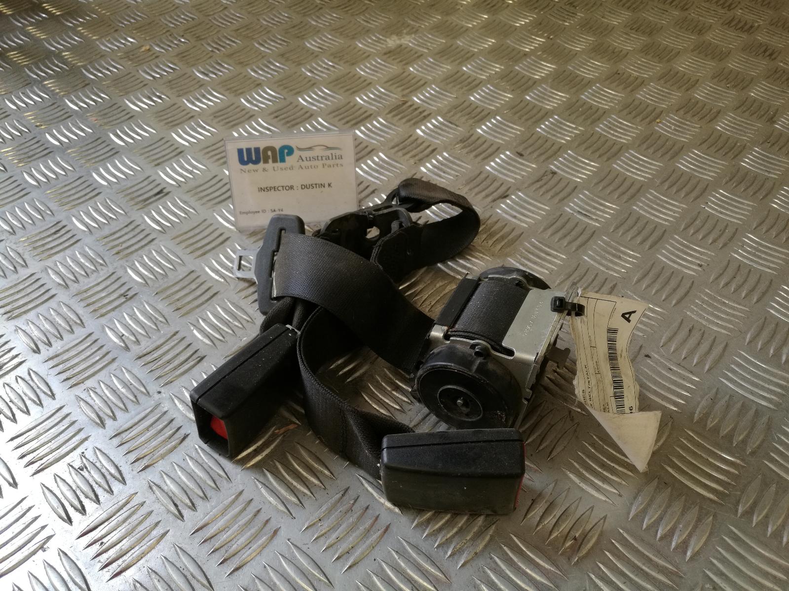2006 Bmw 1 Series Seatbelt/Stalk View Auto part Seatbelt/Stalk Bmw 1 Series 2006