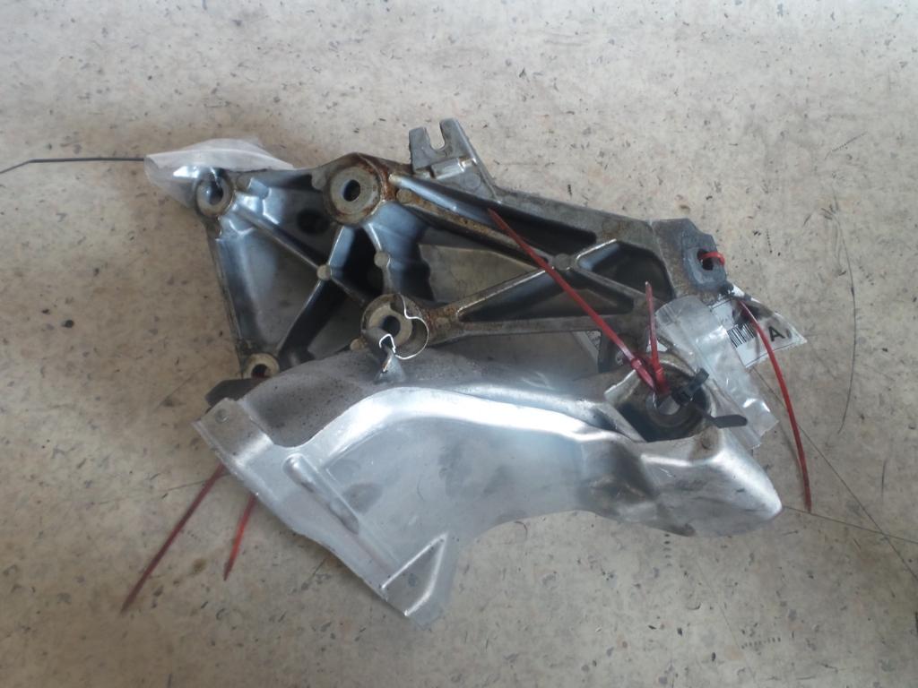 View Auto part Mount Bmw 1 Series 2006