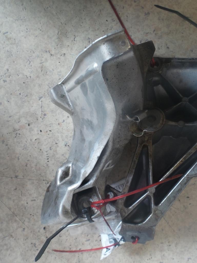 View Auto part Mount Bmw 1 Series 2006