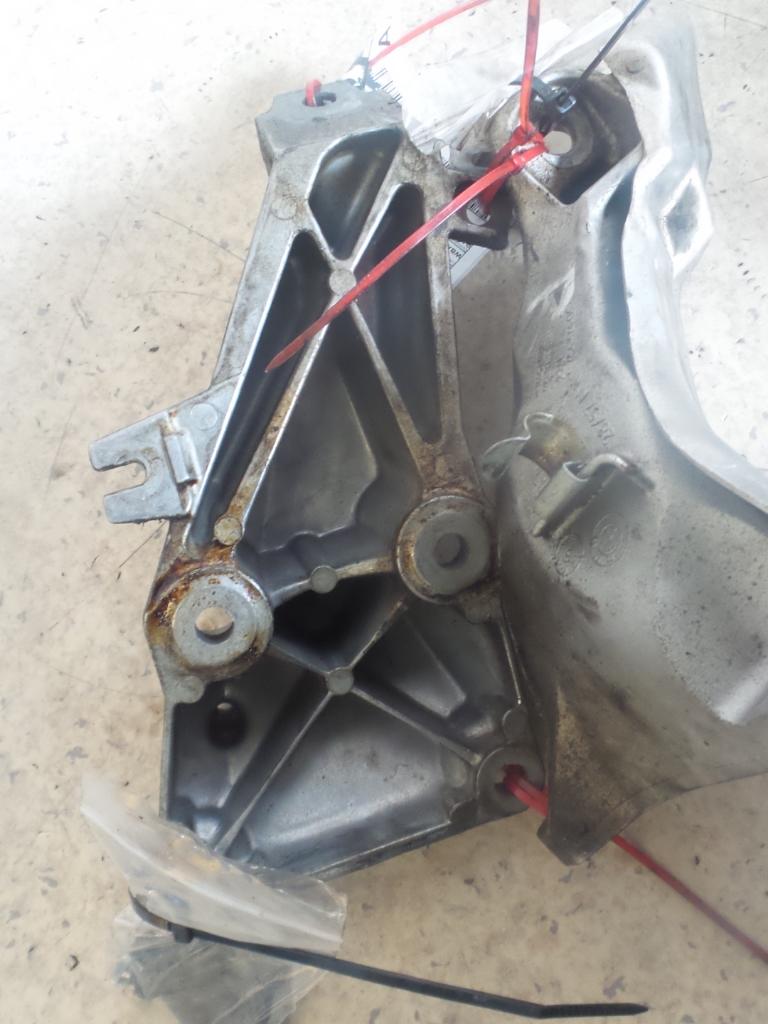 View Auto part Mount Bmw 1 Series 2006
