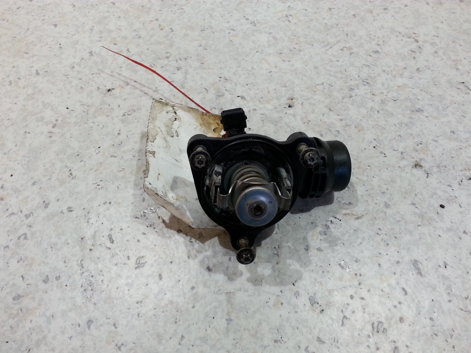 2006 Bmw 1 Series Thermostat Housing View Auto part Thermostat Housing Bmw 1 Series 2006