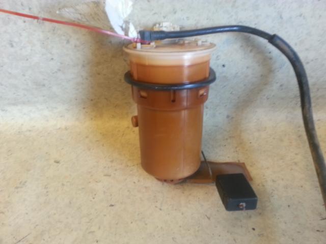 View Auto part Fuel Pump Toyota Rav4 2002