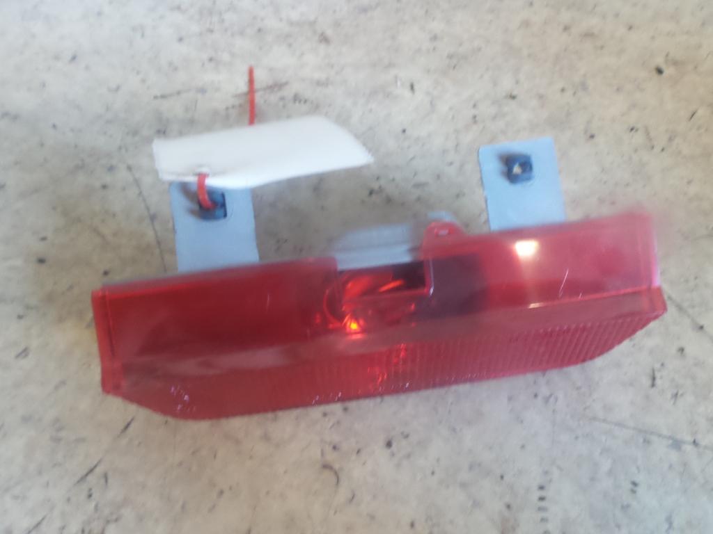 View Auto part High Level Stoplight Toyota Rav4 2002