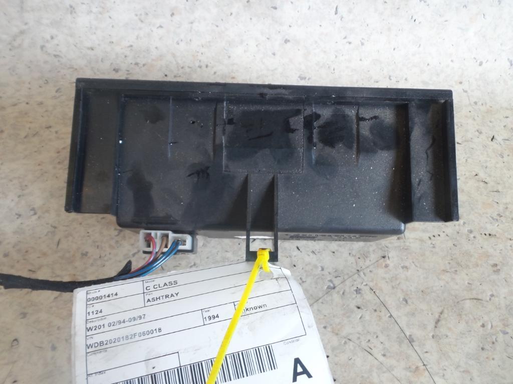 1995 Mercedes C Class Ashtray View Auto part Ashtray Mercedes C Class 1995