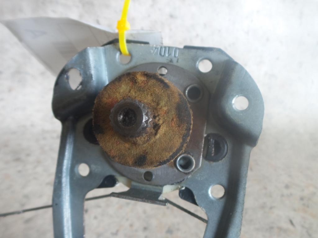 1995 Mercedes C Class Left Rear Wnd Reg/Motor View Auto part Left Rear Wnd Reg/Motor Mercedes C Class 1995