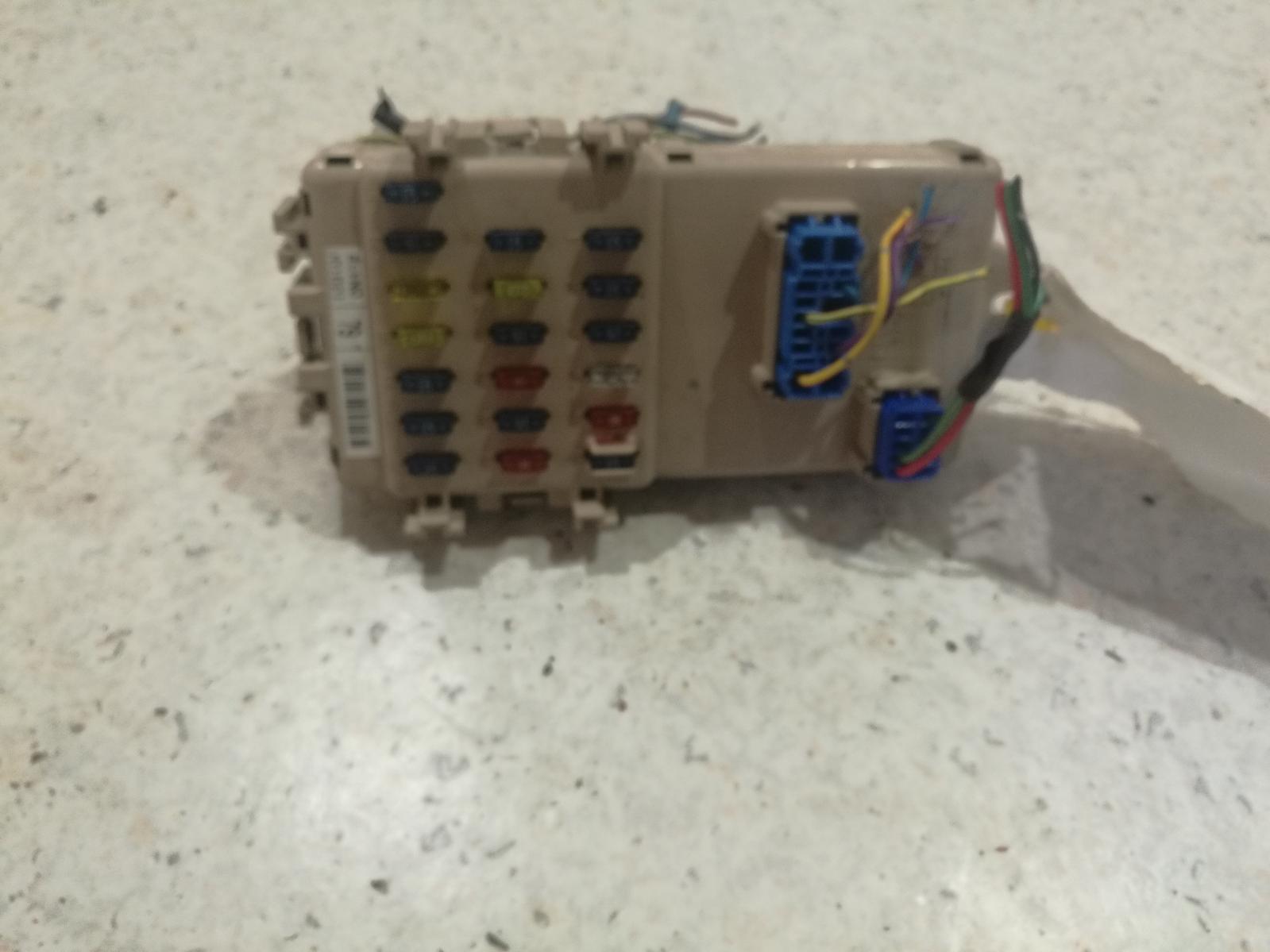 View Auto part Fuse Box Subaru Forester 2000