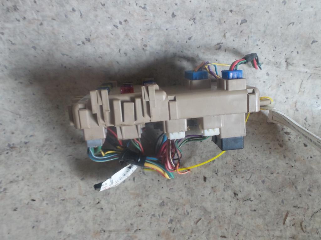 View Auto part Fuse Box Subaru Forester 2000