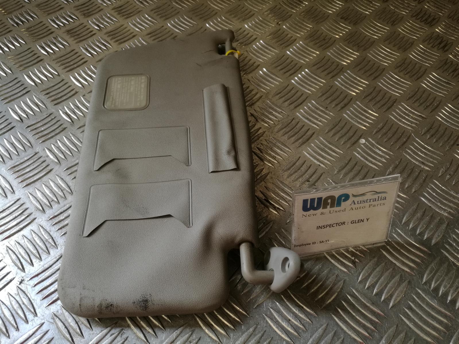 2000 Subaru Forester Sunvisor View Auto part Sunvisor Subaru Forester 2000