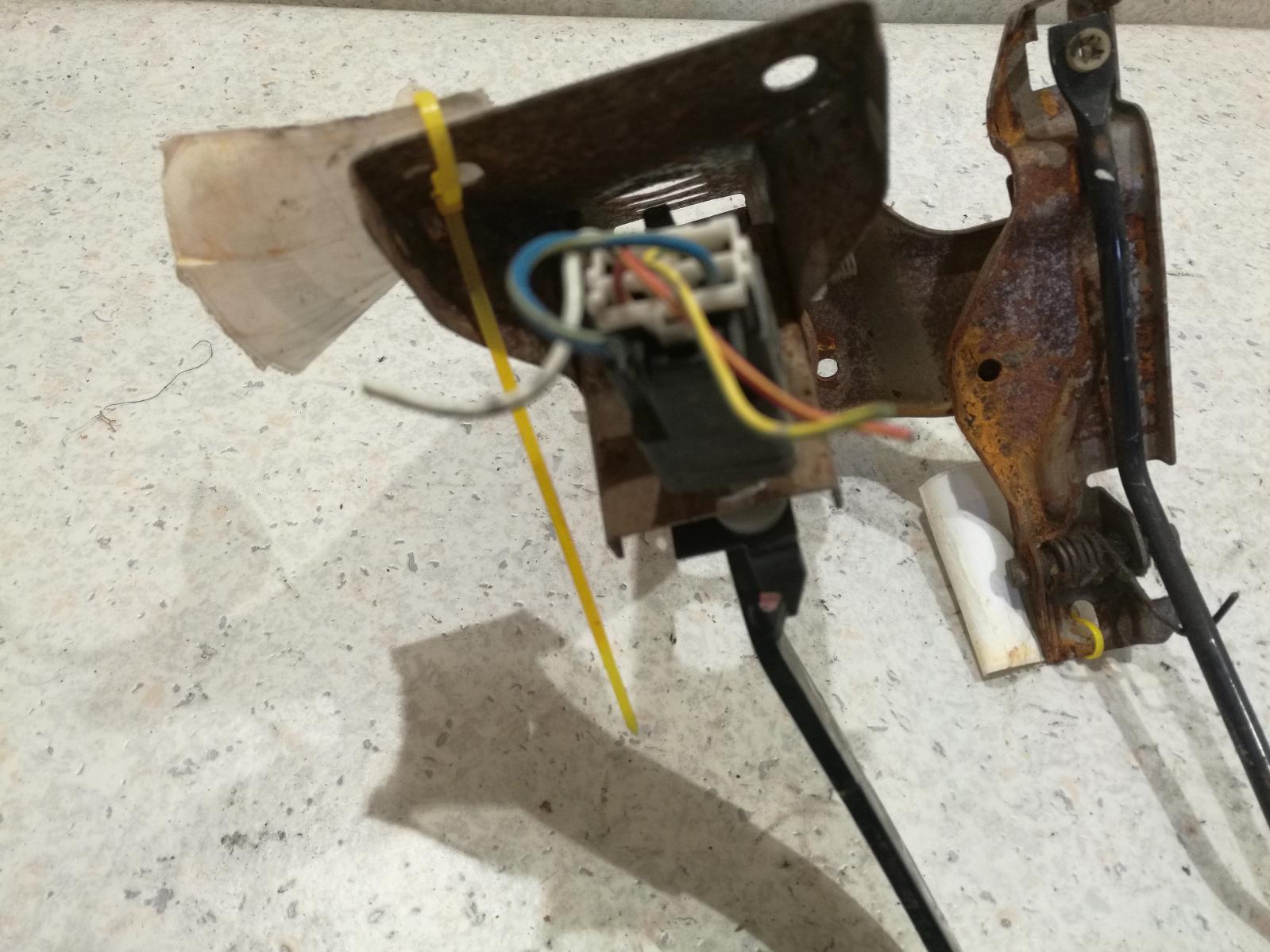 View Auto part Pedal Assembly Subaru Forester 2000