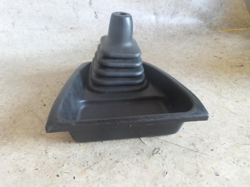 2000 Subaru Forester Gear Stick/Shifter View Auto part Gear Stick/Shifter Subaru Forester 2000