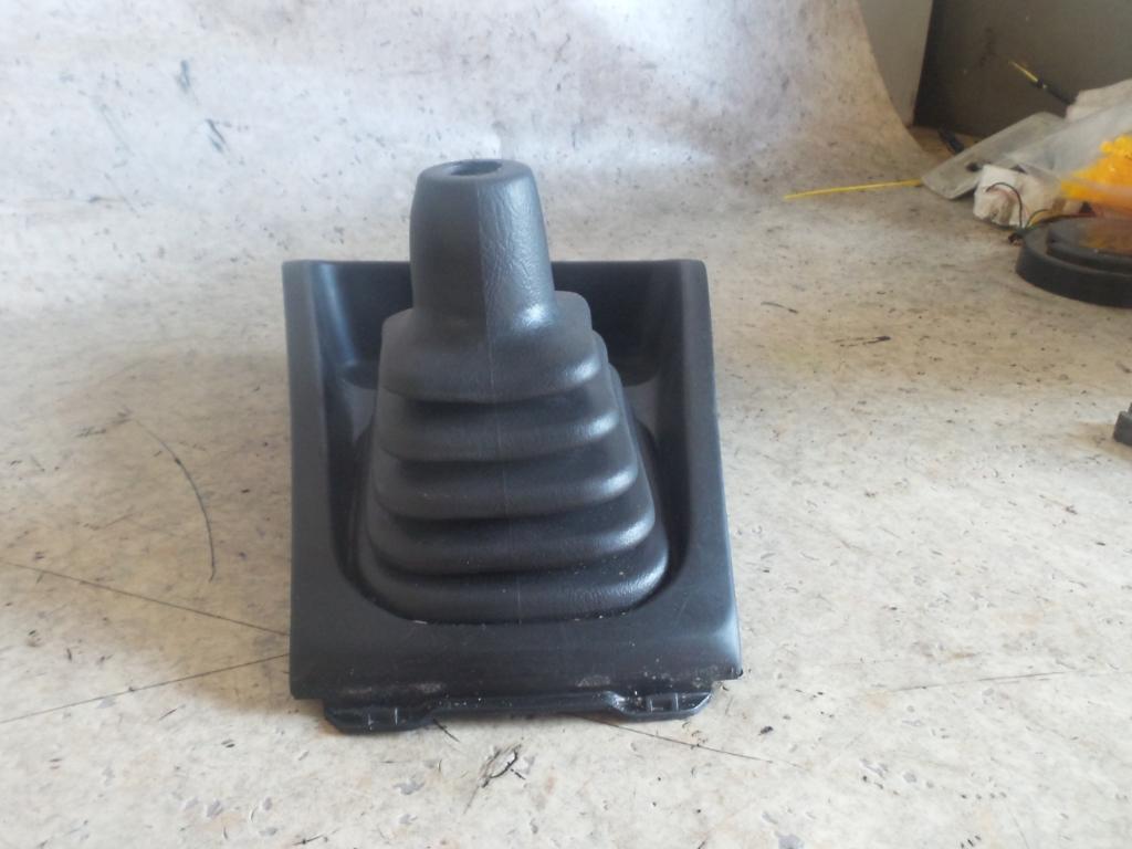 2000 Subaru Forester Gear Stick/Shifter View Auto part Gear Stick/Shifter Subaru Forester 2000