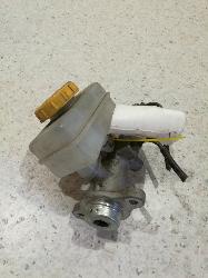 View Auto part Master Cylinder Subaru Forester 2000