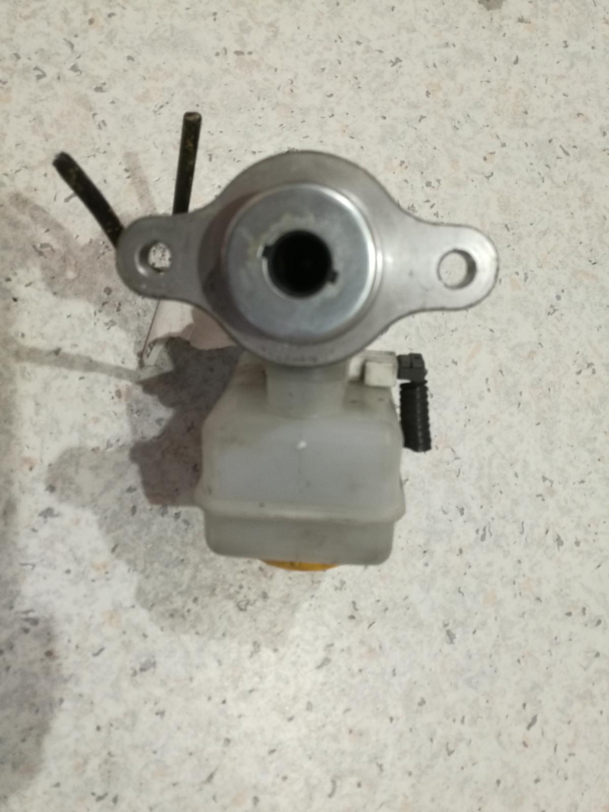 View Auto part Master Cylinder Subaru Forester 2000