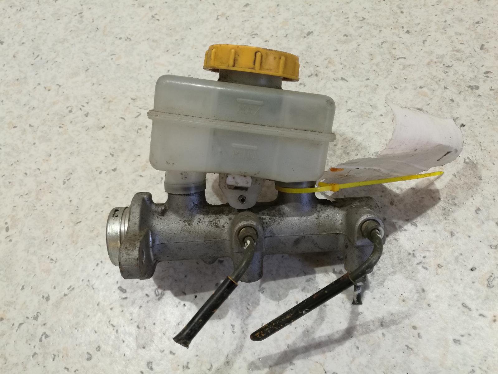 View Auto part Master Cylinder Subaru Forester 2000