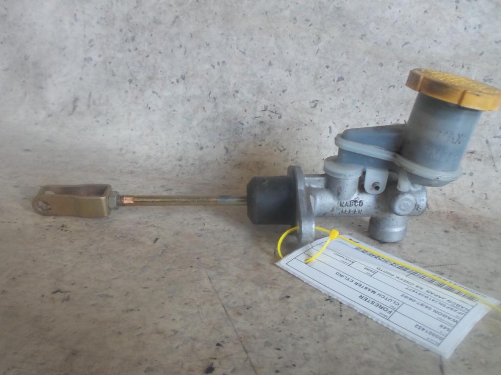 View Auto part Clutch Master Cylind Subaru Forester 2000