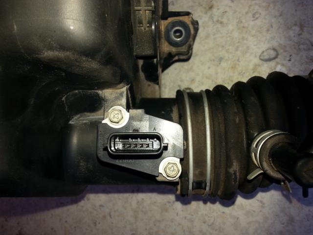 View Auto part Air Cleaner/Box Nissan Micra 2011