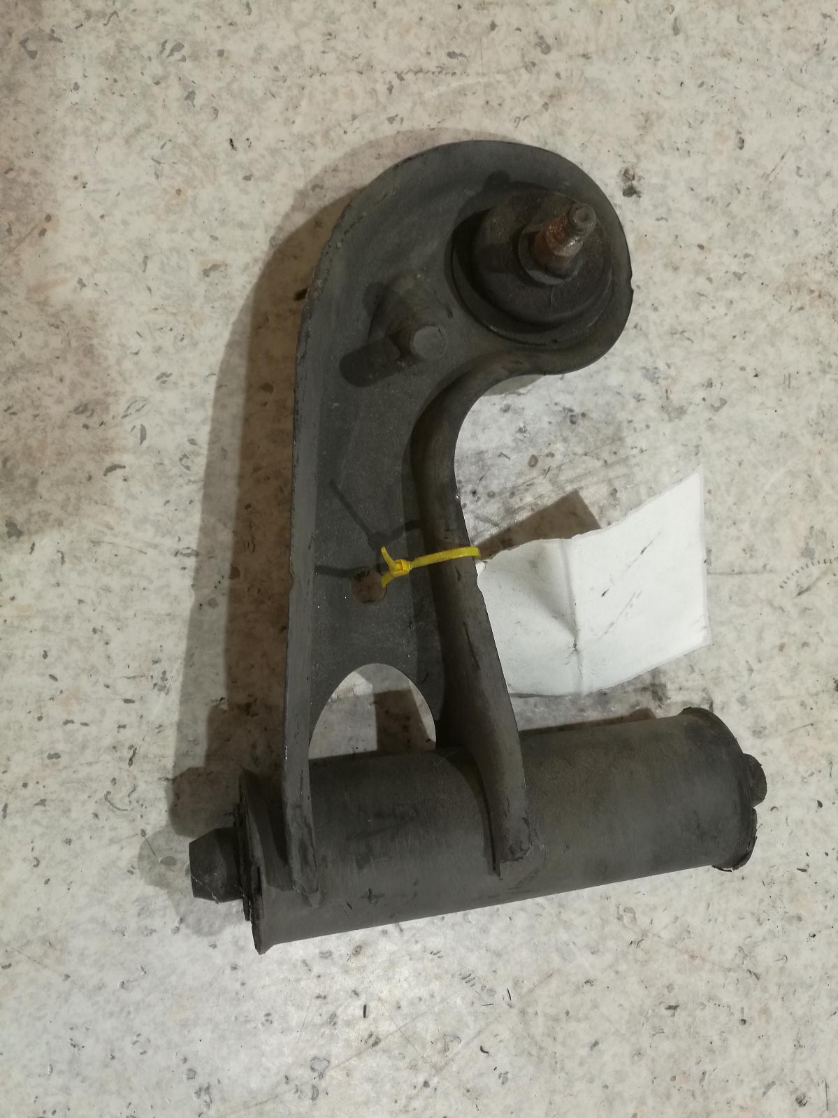 1995 Mercedes C Class Right Front Lower Control Arm View Auto part Right Front Lower Control Arm Mercedes C Class 1995