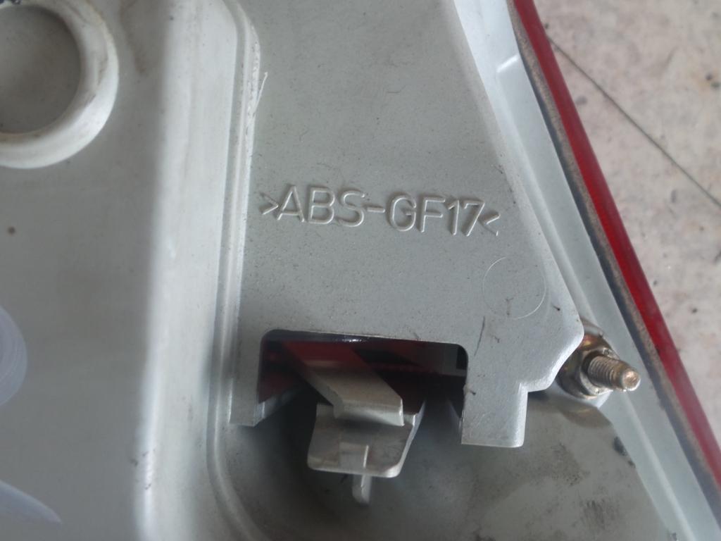 View Auto part Right Taillight Mercedes C Class 1995