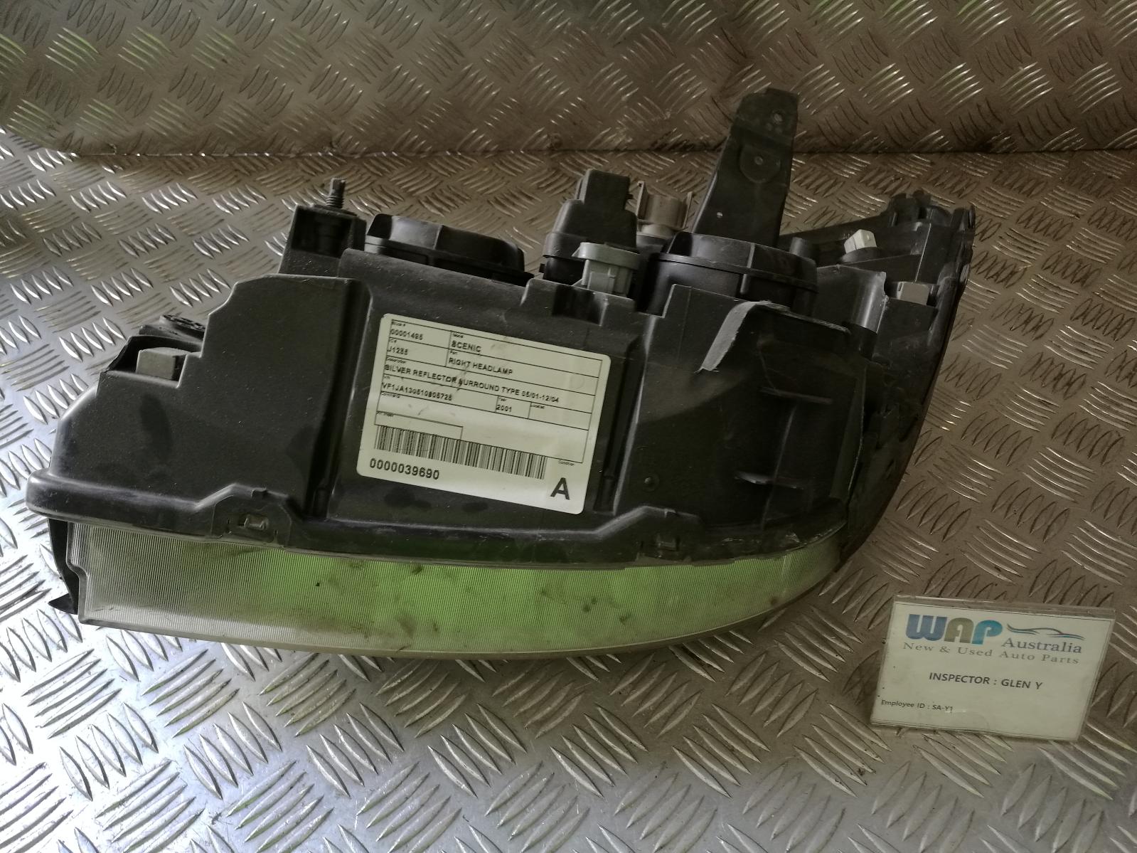View Auto part Right Headlamp Renault Scenic 2001