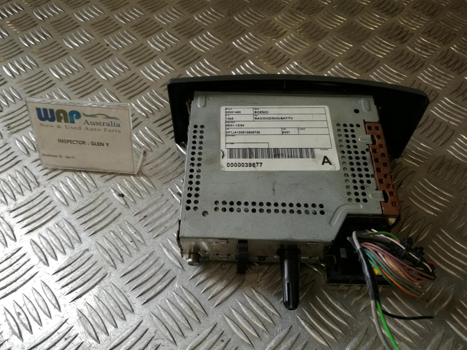 View Auto part Radio/Cd/Dvd/Sat/Tv Renault Scenic 2001
