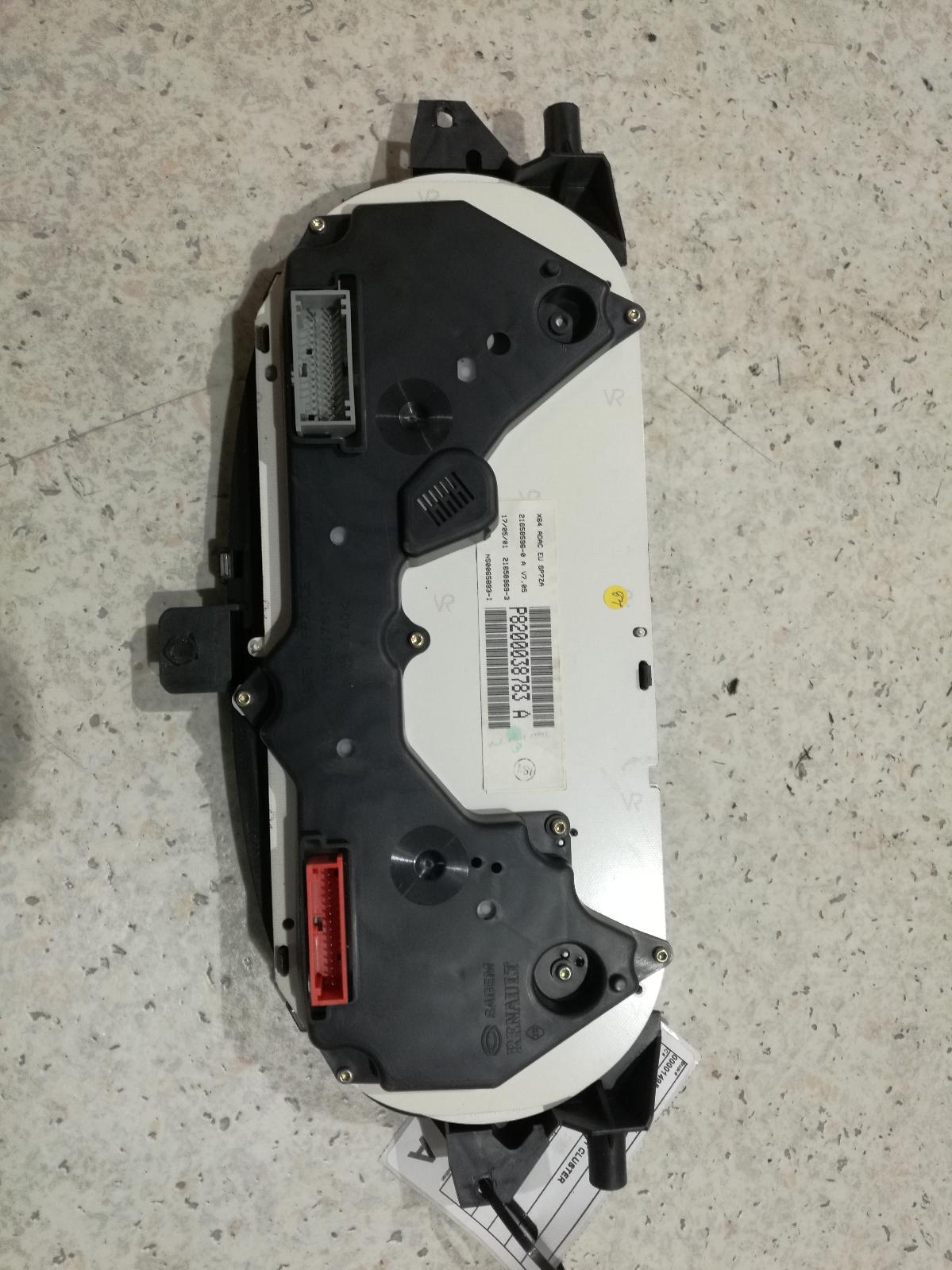 View Auto part Instrument Cluster Renault Scenic 2001