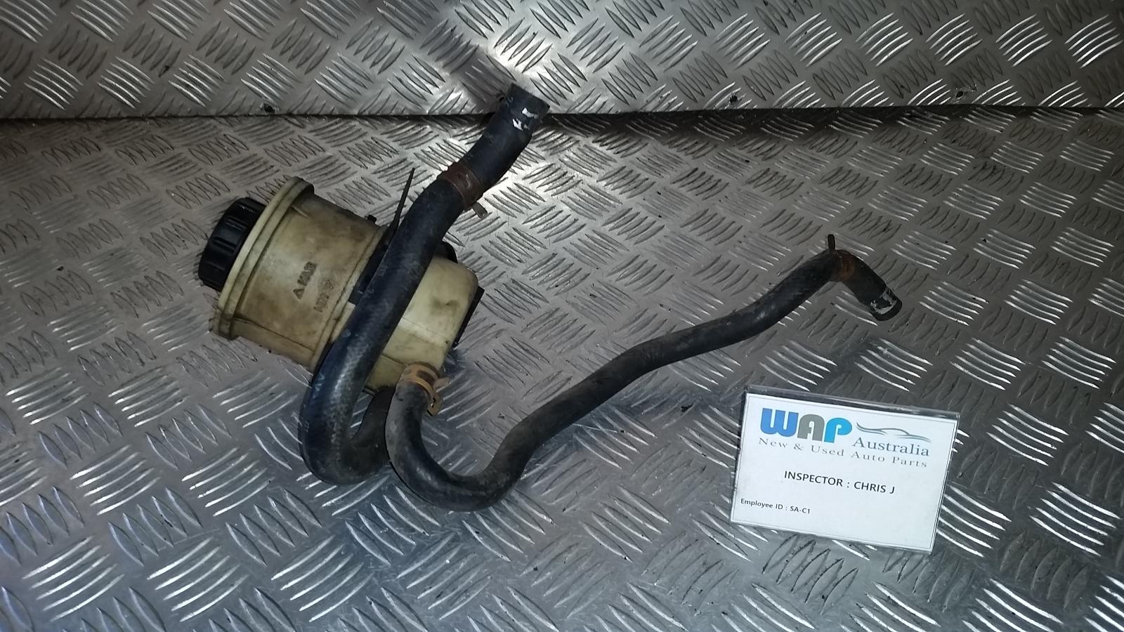 View Auto part P/S Reservoir Renault Scenic 2001