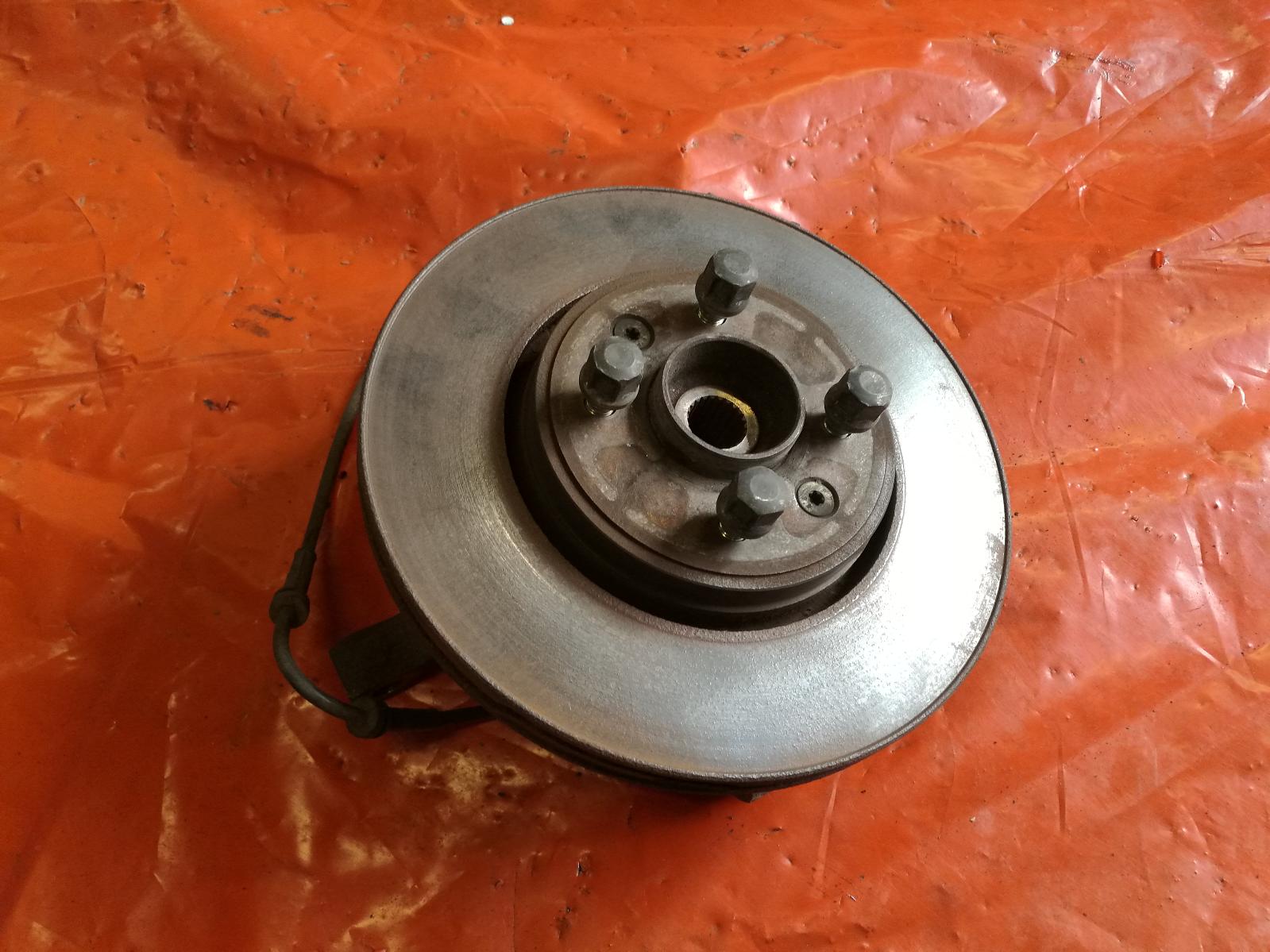 View Auto part Right Front Hub Assembly Renault Scenic 2001
