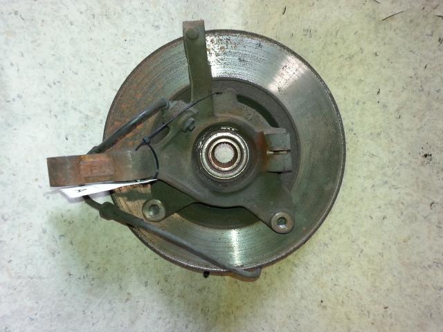 View Auto part Right Front Hub Assembly Renault Scenic 2001