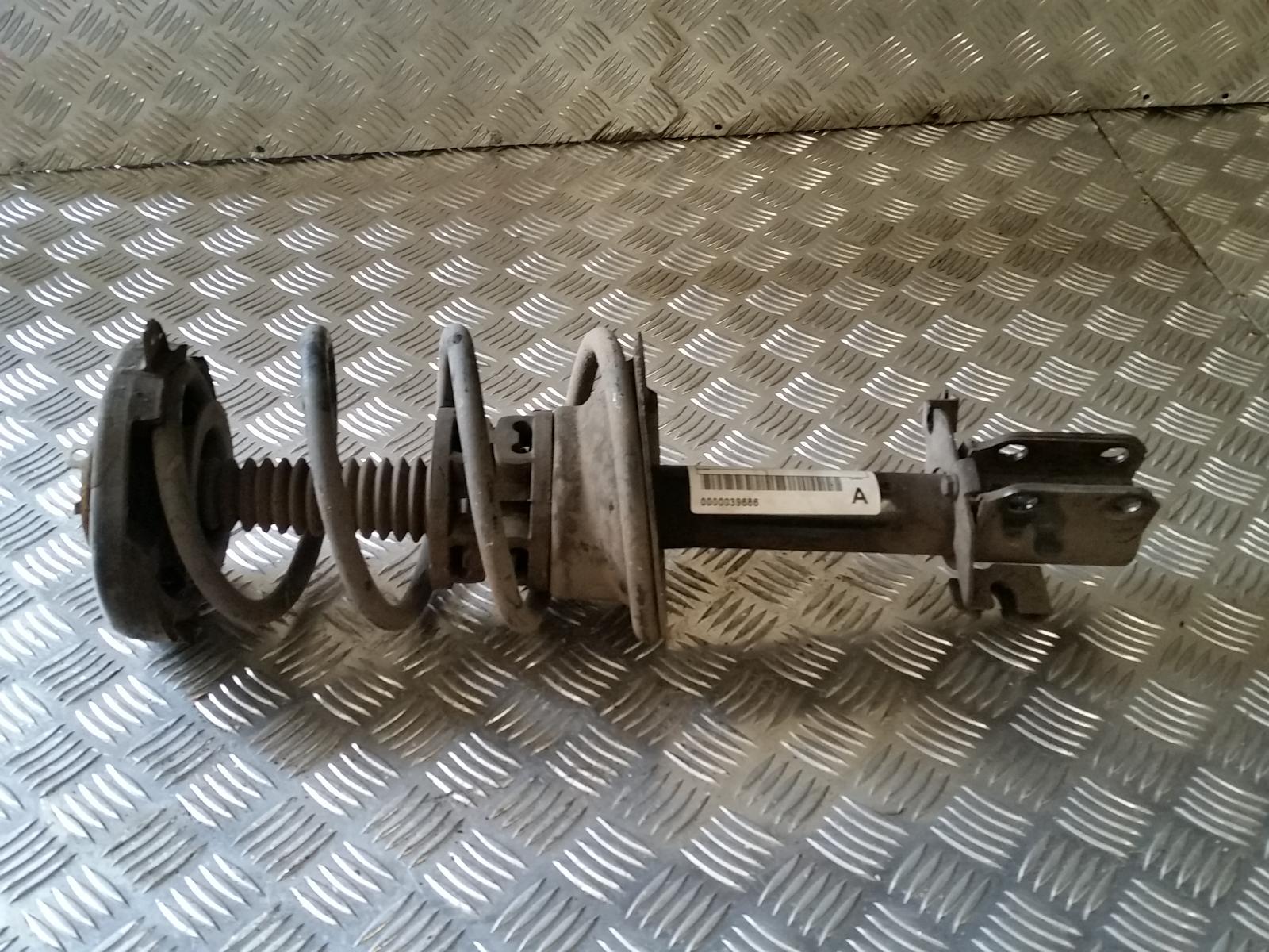 View Auto part Right Front Strut Renault Scenic 2001