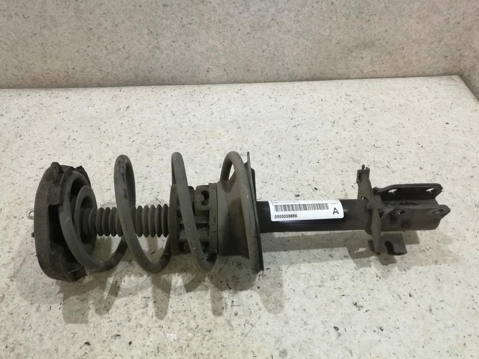 View Auto part Right Front Strut Renault Scenic 2001