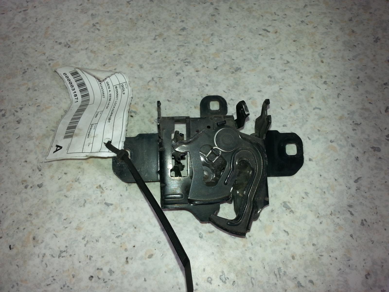 View Auto part Bonnet Lock/Support Volkswagen Golf 1999