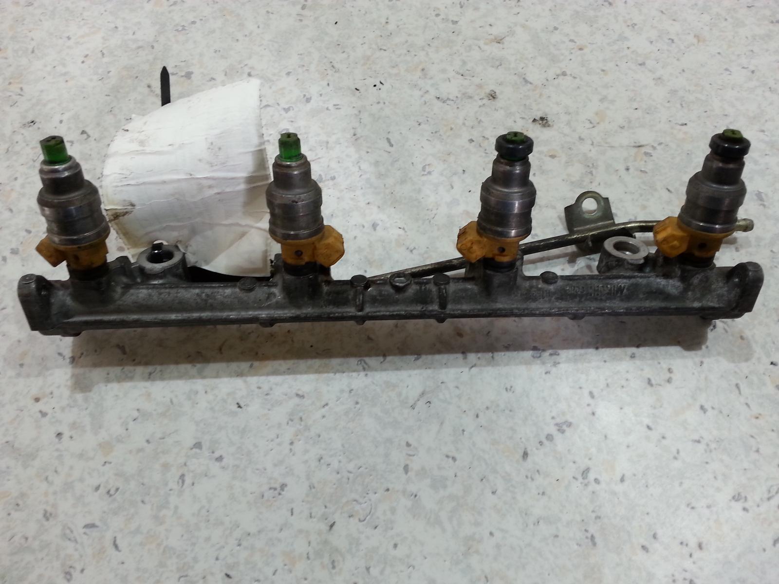 View Auto part Fuel Injector Mitsubishi Lancer 1997