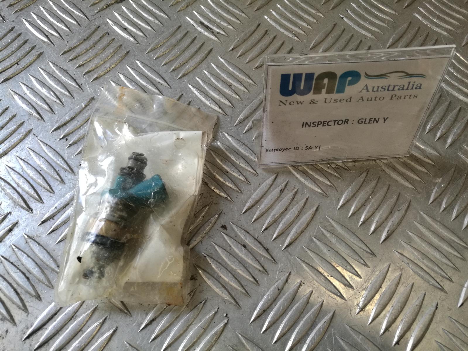 View Auto part Fuel Injector Toyota Camry 1994