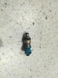 View Auto part Fuel Injector Toyota Camry 1994