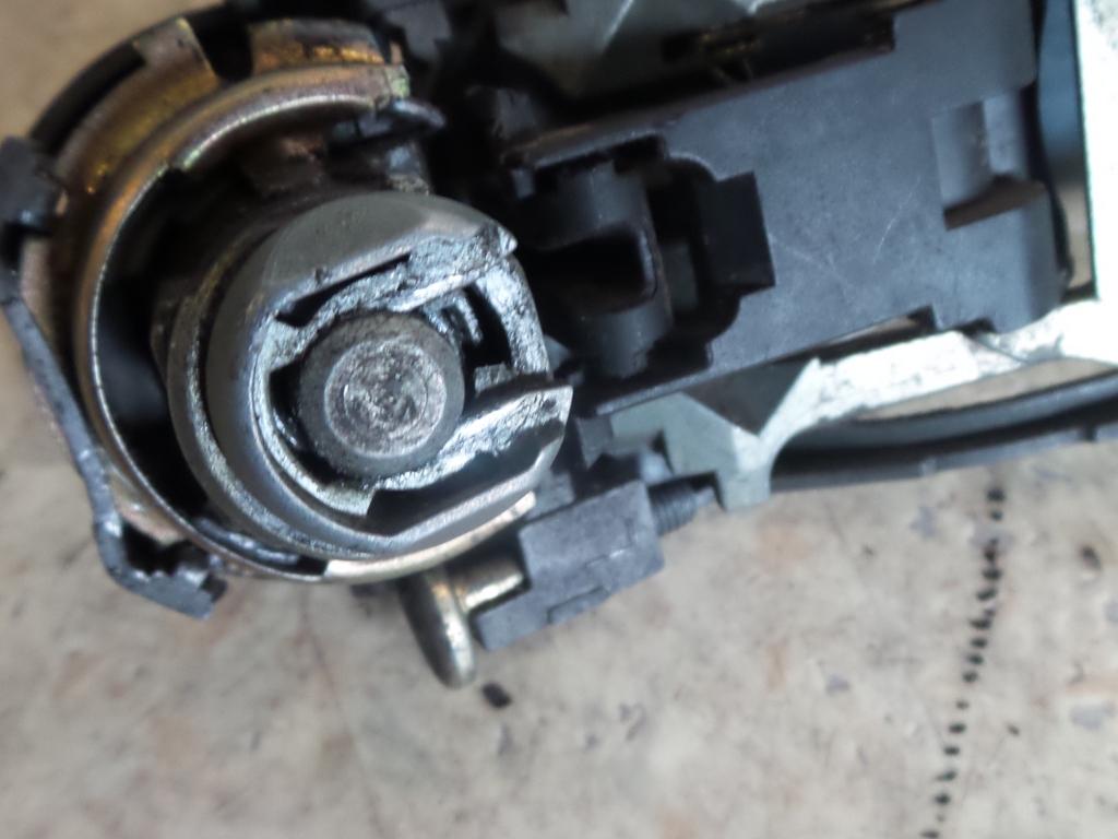View Auto part Door Handle Volkswagen Golf 1999