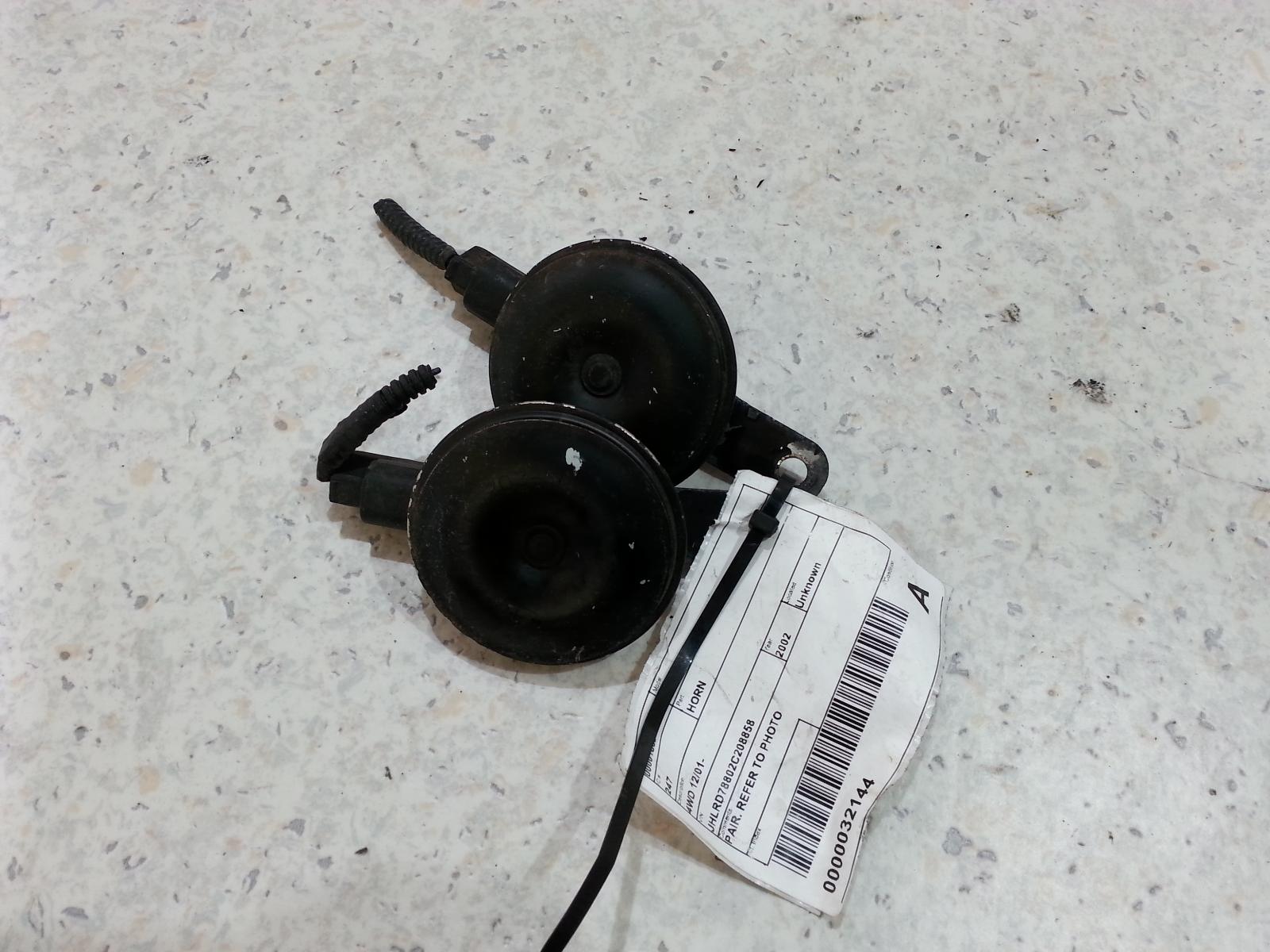 View Auto part Horn Honda Crv 2002
