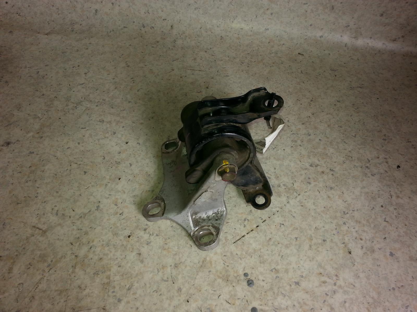 View Auto part Mount Honda Crv 2002