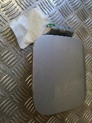 View Auto part Fuel Door / Filler Honda Crv 2002