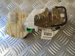 View Auto part Door/Boot/Gate Lock Honda Crv 2002