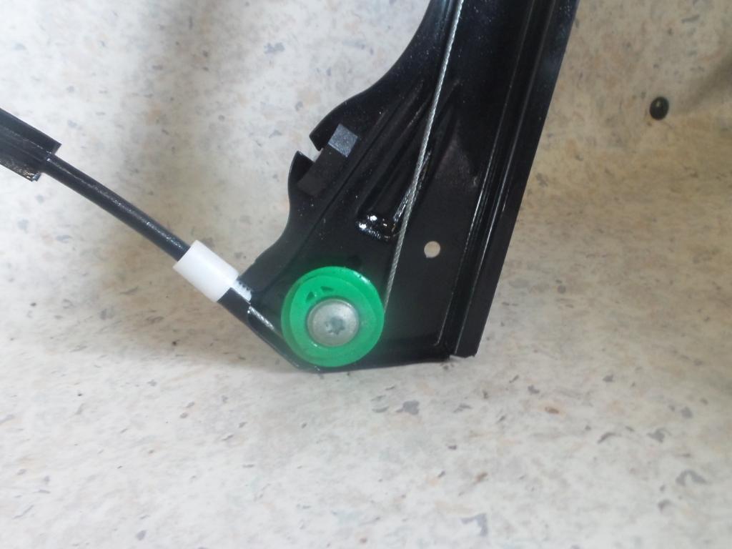 View Auto part Left Front Window Reg/Motor Volkswagen Golf 2006